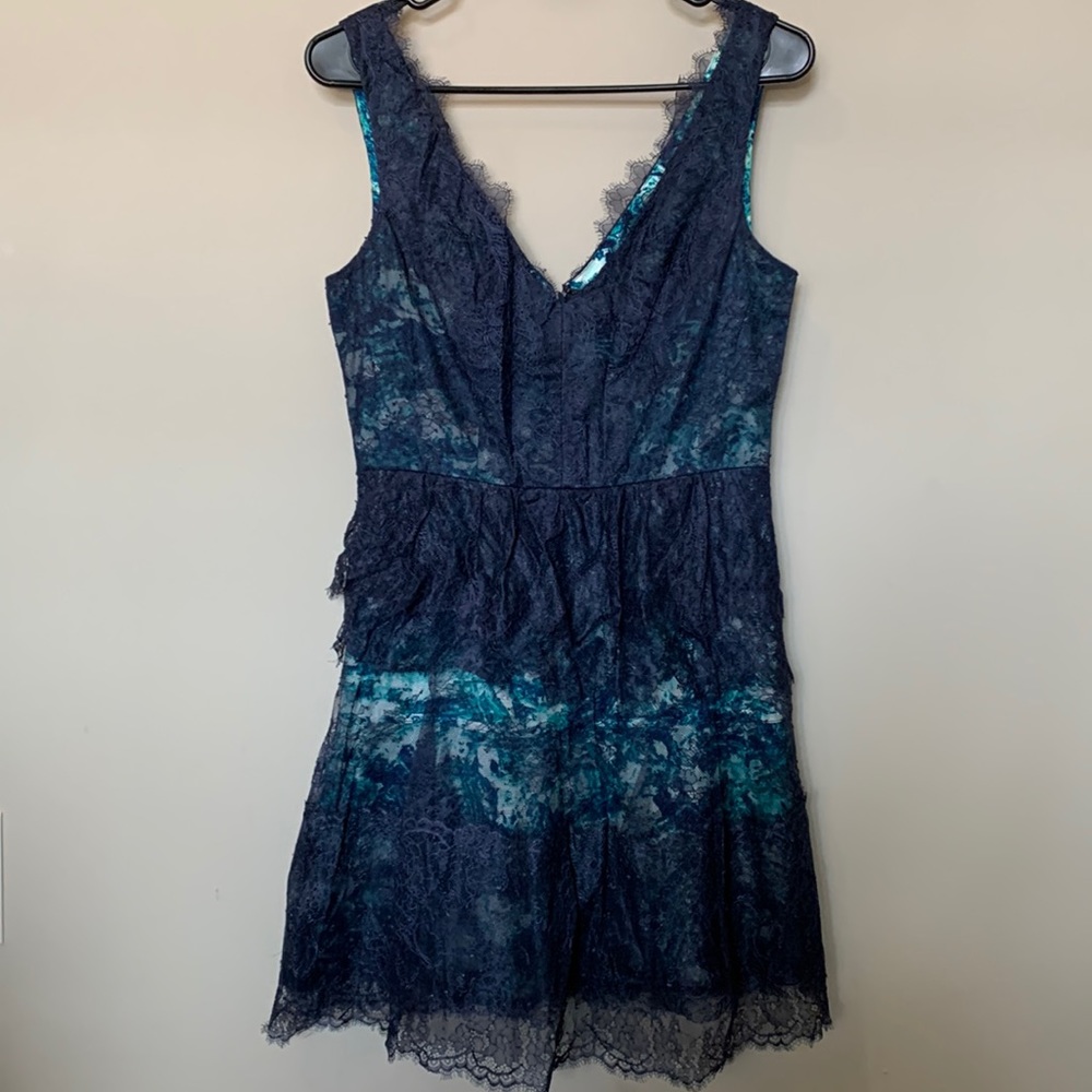 Size 6 BCBG Navy floral lace cocktail dress